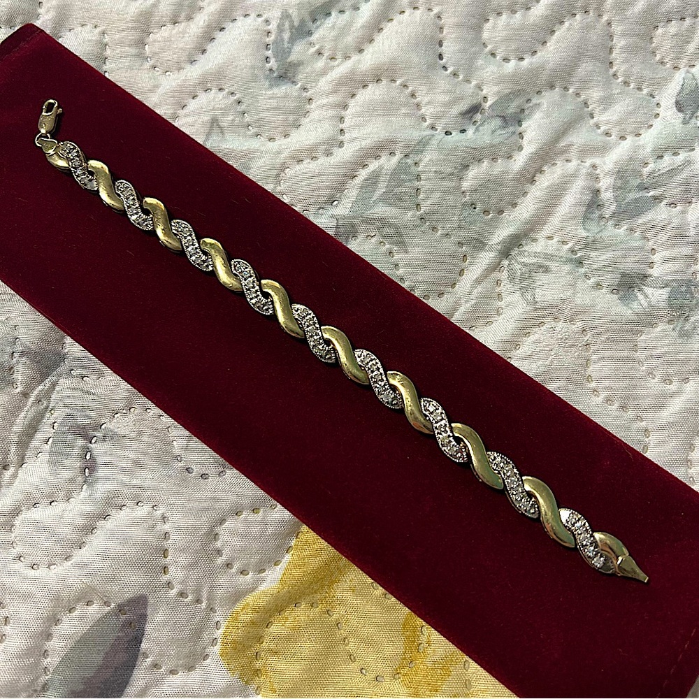 14K Gold and Diamond Twist Bracelet